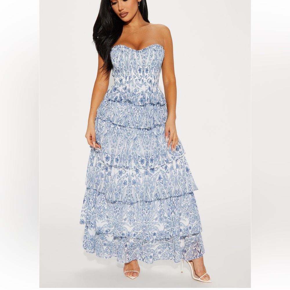 NEW Strapless Maxi Flowy Blue/White Dress Medium (can fit large)